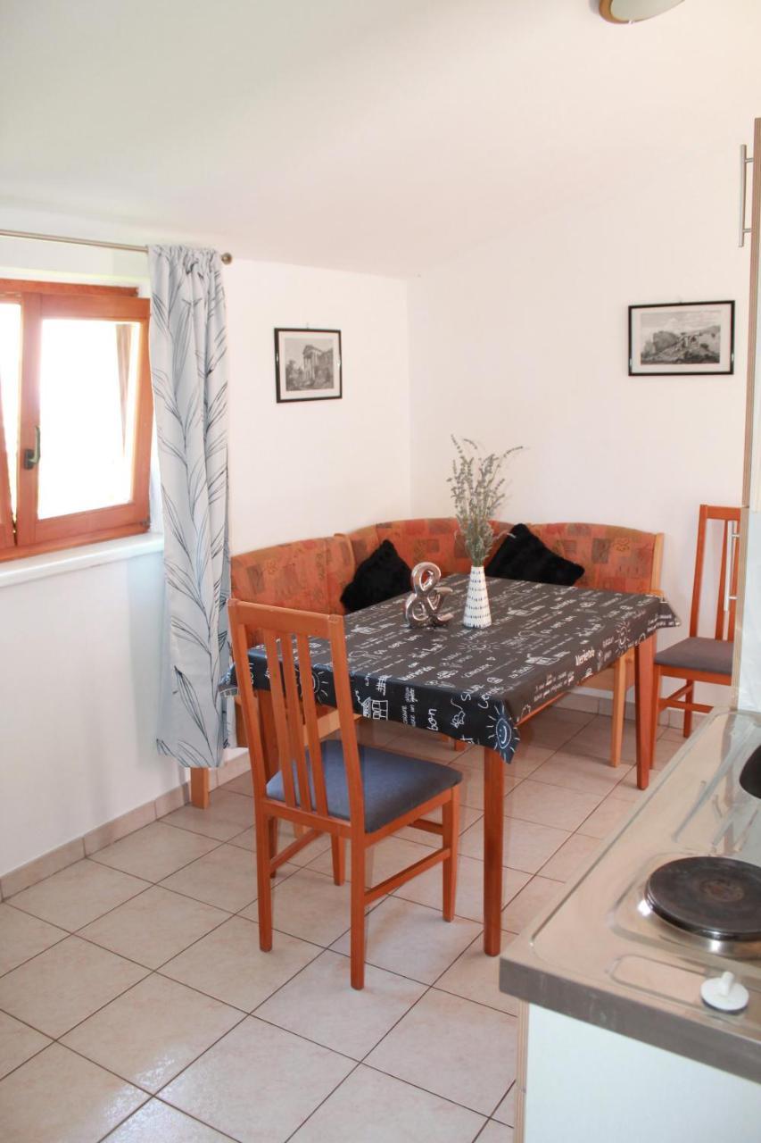 Ana Apartment